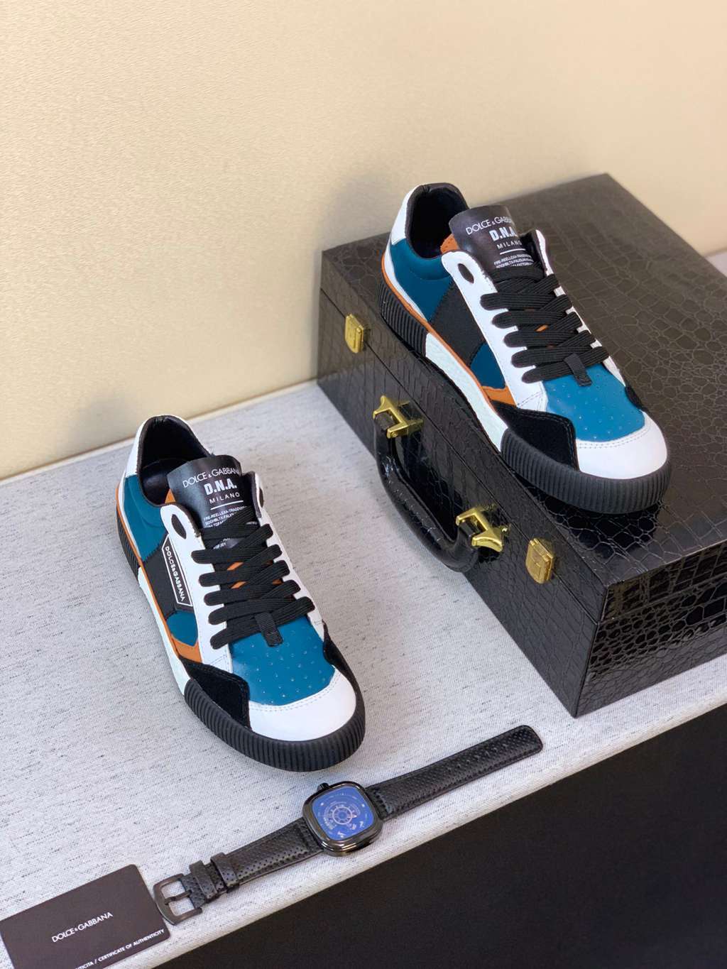 D*G sneaker
